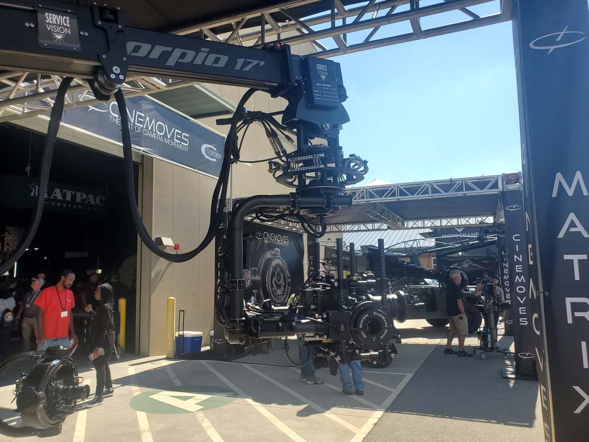 Mini Scorpio Stab Head V on set